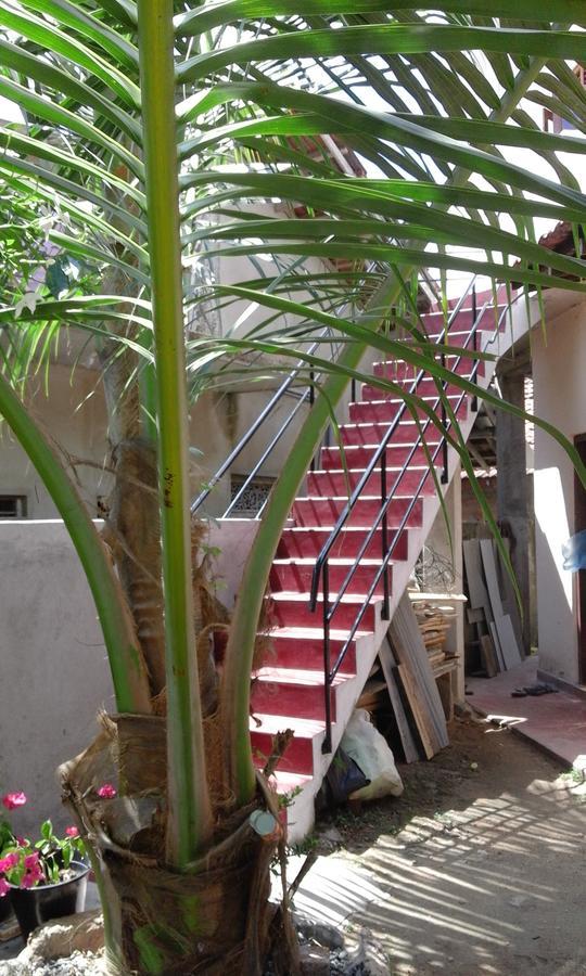 Coco One Holiday Inn Mirissa Exterior foto